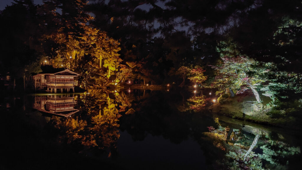 ライトアップの兼六園